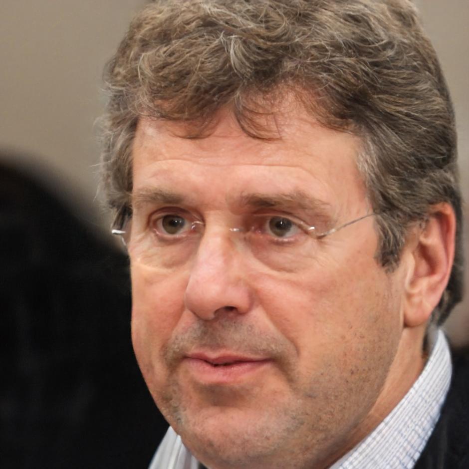 Portrait de Pierre Laurent, utilisateur expérimenté de joviconstellume